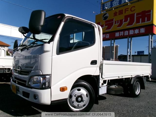 hino dutro 2019 GOO_NET_EXCHANGE_0540192A30250113W001 image 2