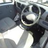 mitsubishi minicab-truck 2000 74d2902687d6e48fad3cb85e0597491a image 7