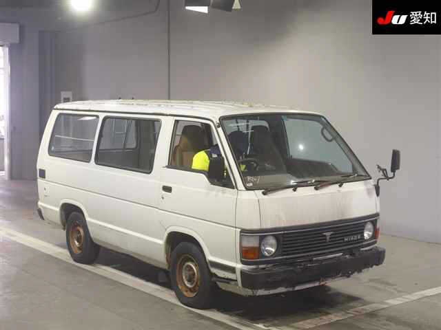 car_7884624d-255f-49c5-9eba-