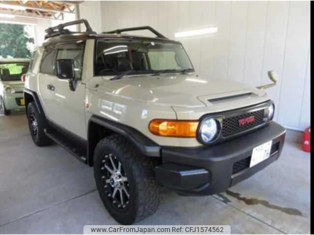 toyota fj-cruiser 2017 CFJ1574562 image 1