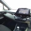 toyota c-hr 2017 CFJ1594466 image 19