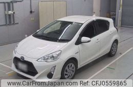 toyota aqua 2015 -TOYOTA 【三河 530ｿ4385】--AQUA DAA-NHP10--NHP10-6372745---TOYOTA 【三河 530ｿ4385】--AQUA DAA-NHP10--NHP10-6372745-