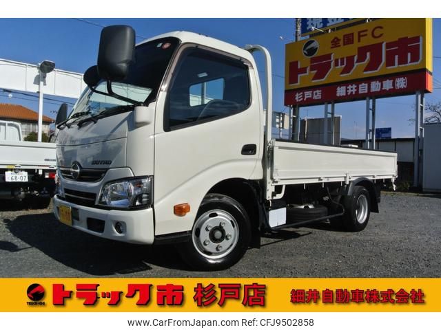 hino dutro 2017 GOO_NET_EXCHANGE_0540192A30240219W001 image 1