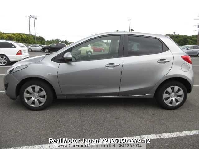 mazda demio 2012 3282185-Y2025050227A-12 image 2