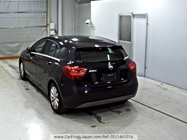 mercedes-benz a-class 2016 CFJ1461016 image 2