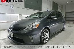 toyota prius-α 2013 CFJ1281805