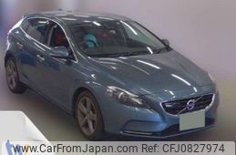 volvo v40 2014 -VOLVO--Volvo V40 DBA-MB4164T--YV1MV485BE2133271---VOLVO--Volvo V40 DBA-MB4164T--YV1MV485BE2133271-