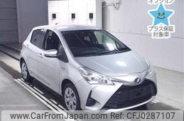 toyota vitz 2017 -TOYOTA--Vitz NHP130-2024391---TOYOTA--Vitz NHP130-2024391-