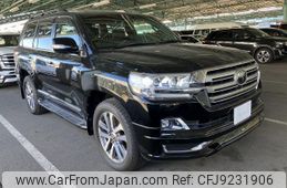 car_78cf7804-c48e-4cb7-9f77-