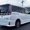 toyota noah 2018 504928-923312 image 2