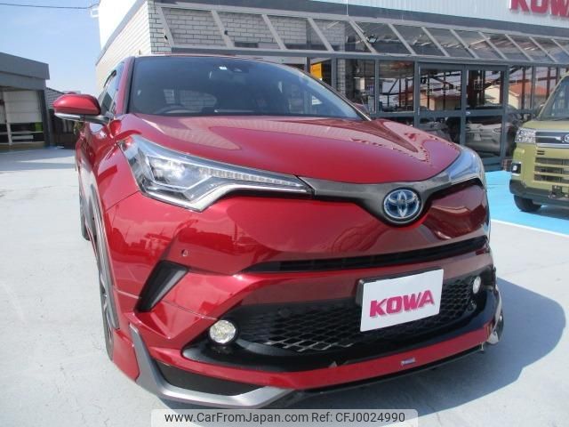 toyota c-hr 2017 quick_quick_DAA-ZYX10_ZYX10-2057464 image 1