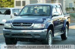 toyota-hilux-sports-pick-up-2003-14729-car_79062470-89ee-48ed-8a1f-78ee9343caf5