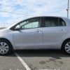 toyota vitz 2009 646828-Y2025070085F-12 image 2