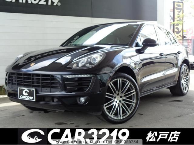 porsche macan 2016 -PORSCHE--Porsche Macan J1H1--HLB05604---PORSCHE--Porsche Macan J1H1--HLB05604- image 1