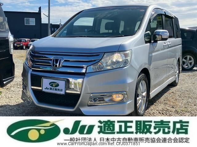 honda stepwagon 2011 -HONDA--Stepwgn RK5--1043470---HONDA--Stepwgn RK5--1043470- image 1