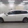 volkswagen passat-variant 2018 quick_quick_LDA-3CDFC_WVWZZZ3CZJE109463 image 10