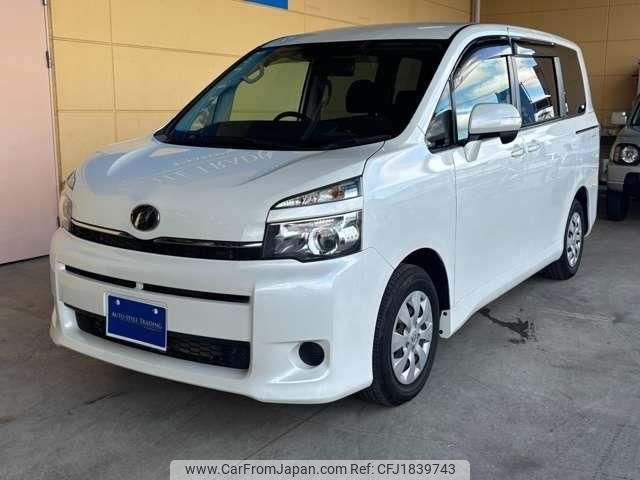 toyota voxy 2010 CFJ1839743 image 1