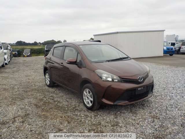 toyota vitz 2014 CFJ1823822 image 1