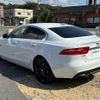 jaguar xe 2018 CFJ1627008 image 11