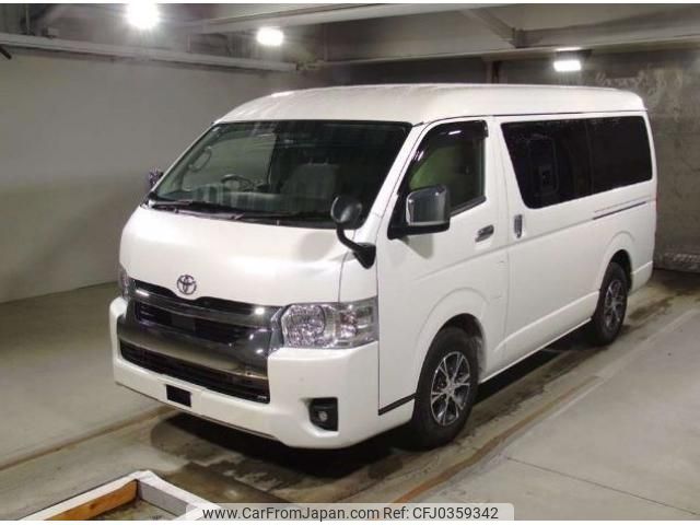 toyota hiace-wagon 2023 quick_quick_3BA-TRH214W_TRH214-0077432 image 1