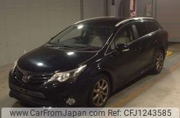 toyota avensis 2012 CFJ1243585