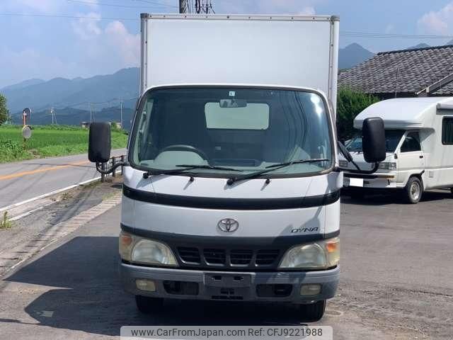 toyota dyna-truck 2002 GOO_NET_EXCHANGE_0803822A30231121W007 image 2
