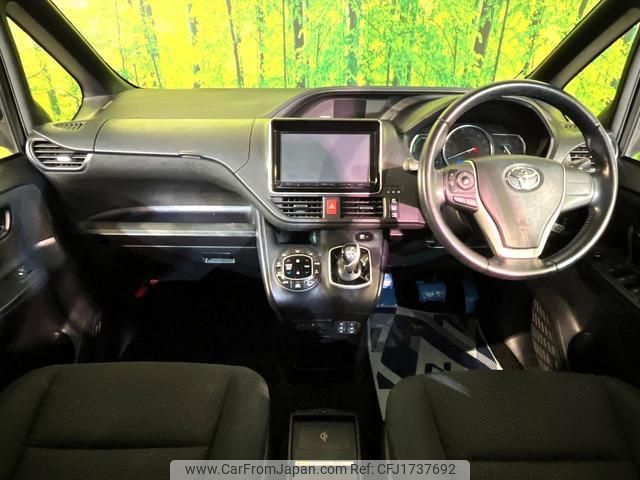 toyota voxy 2014 CFJ1737692 image 2