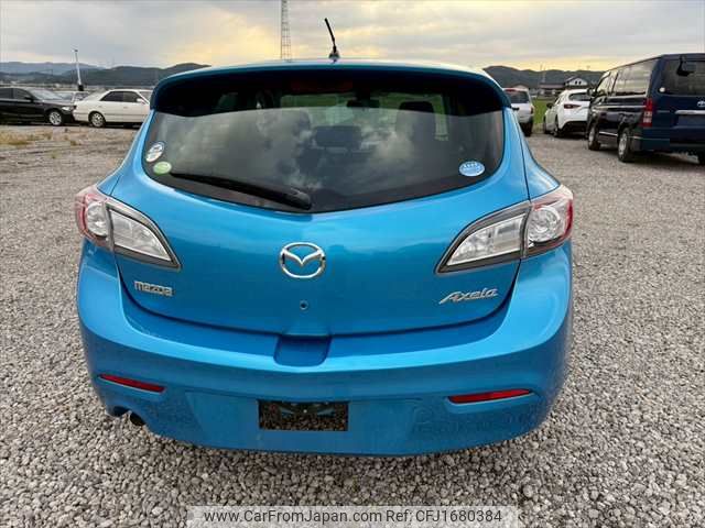 mazda axela 2010 CFJ1680384 image 2