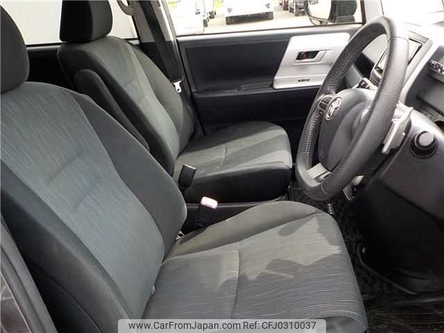 toyota noah 2013 TE4414 image 2