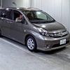 toyota isis 2014 -TOYOTA 【広島 333は5100】--Isis ZGM10W-0061999---TOYOTA 【広島 333は5100】--Isis ZGM10W-0061999- image 1