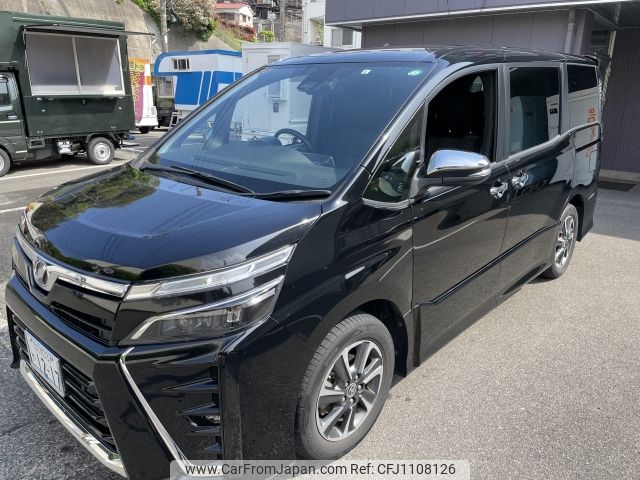 toyota voxy 2019 -TOYOTA--Voxy DBA-ZRR80W--ZRR80-0540947---TOYOTA--Voxy DBA-ZRR80W--ZRR80-0540947- image 1