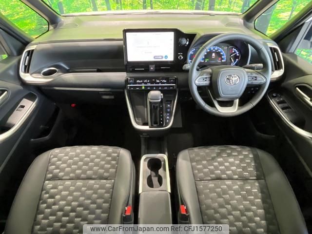 toyota voxy 2025 CFJ1577250 image 2