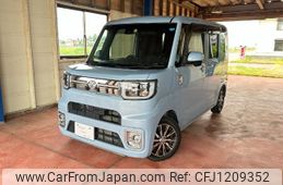 toyota pixis-mega 2017 -TOYOTA--Pixis Mega LA700A--0012235---TOYOTA--Pixis Mega LA700A--0012235-