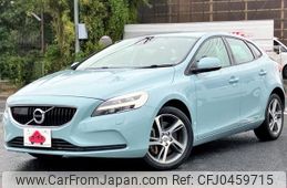 volvo v40 2016 GOO_JP_700050301430241118001