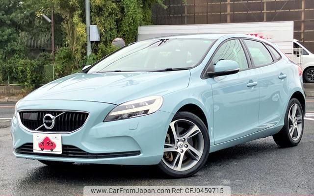 volvo v40 2016 GOO_JP_700050301430241118001 image 1