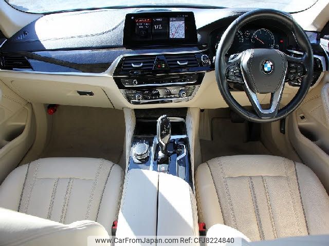 bmw 5-series 2017 -BMW--BMW 5 Series LDA-JC20--WBAJC320X0WA06363---BMW--BMW 5 Series LDA-JC20--WBAJC320X0WA06363- image 2