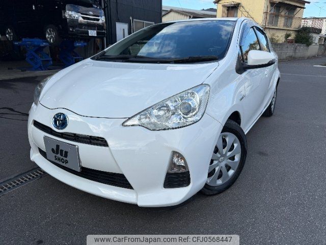 toyota aqua 2013 -TOYOTA 【名変中 】--AQUA NHP10--6204182---TOYOTA 【名変中 】--AQUA NHP10--6204182- image 1