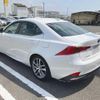 lexus is 2018 CFJ1647544 image 2