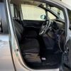 toyota voxy 2016 GOO_JP_700055065930250514001 image 16