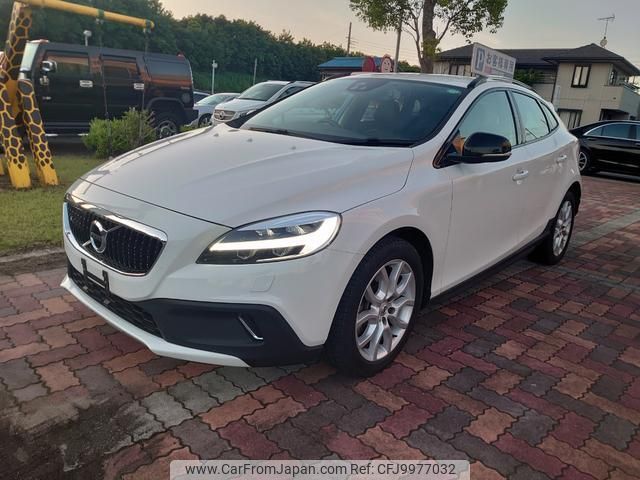 volvo v40 2019 quick_quick_LDA-MD4204T_YV1MZA8RDK2172723 image 1