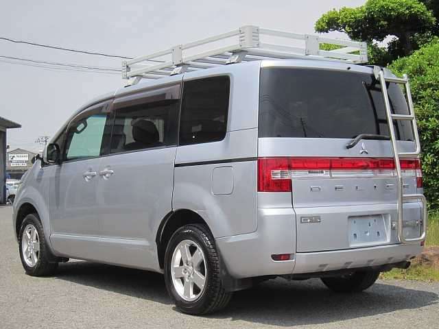 mitsubishi delica-d5 2007 504775-3284-T3 image 2