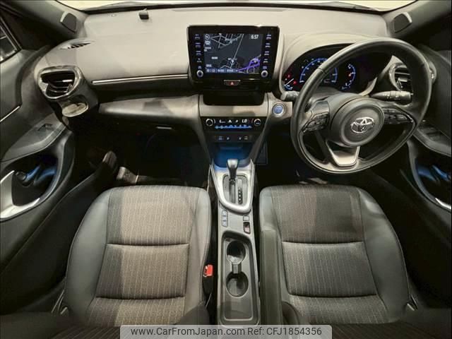 toyota yaris-cross 2022 CFJ1854356 image 2