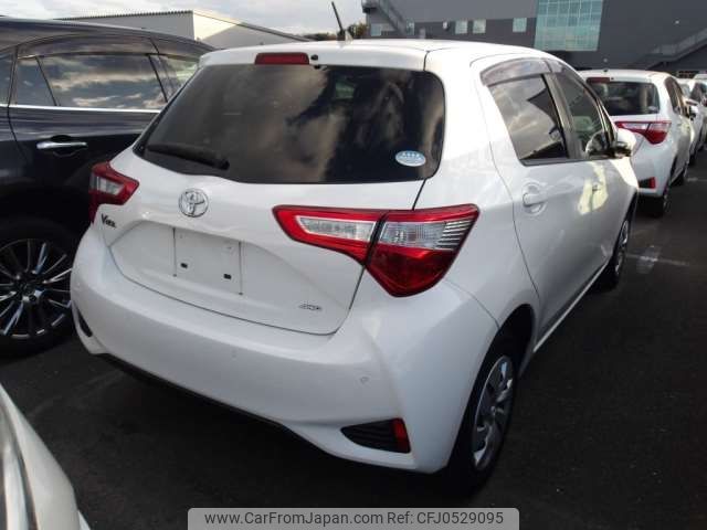 toyota vitz 2019 -TOYOTA--Vitz DBA-NSP135--NSP135-4011459---TOYOTA--Vitz DBA-NSP135--NSP135-4011459- image 2