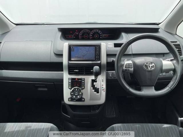 toyota voxy 2011 -TOYOTA--Voxy DBA-ZRR70W--ZRR70-0444180---TOYOTA--Voxy DBA-ZRR70W--ZRR70-0444180- image 2