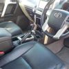 toyota land-cruiser-prado 2011 -TOYOTA--Land Cruiser Prado TRJ150W--0019724---TOYOTA--Land Cruiser Prado TRJ150W--0019724- image 8