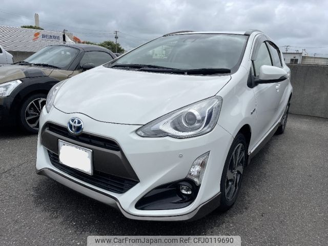 toyota aqua 2016 -TOYOTA--AQUA DAA-NHP10--NHP10-6518757---TOYOTA--AQUA DAA-NHP10--NHP10-6518757- image 1