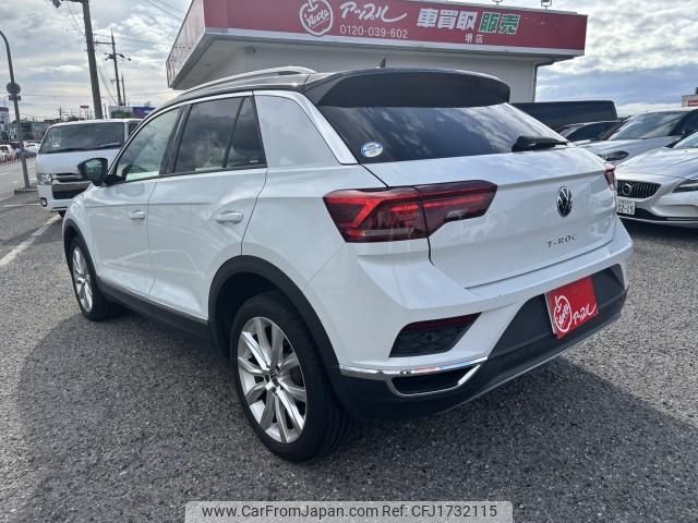 volkswagen t-roc 2021 CFJ1732115 image 2