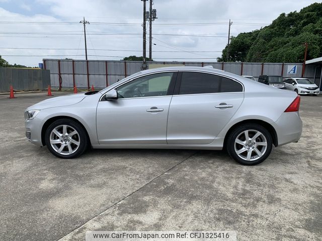 volvo s60 2015 NIKYO_WZ15727 image 2