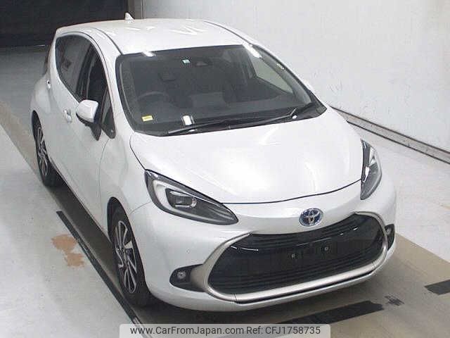 toyota aqua 2022 CFJ1758735 image 1