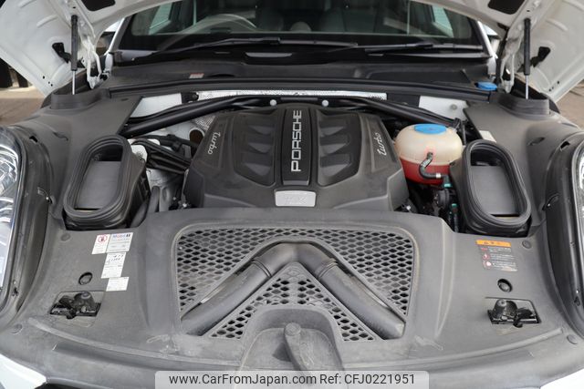 porsche macan 2015 CARSENSOR_JP_AU5954364352 image 2